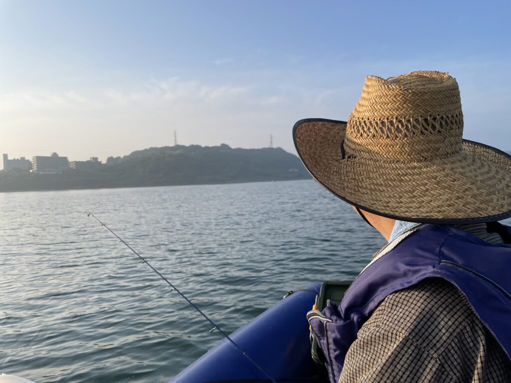 海面滑走ジジ