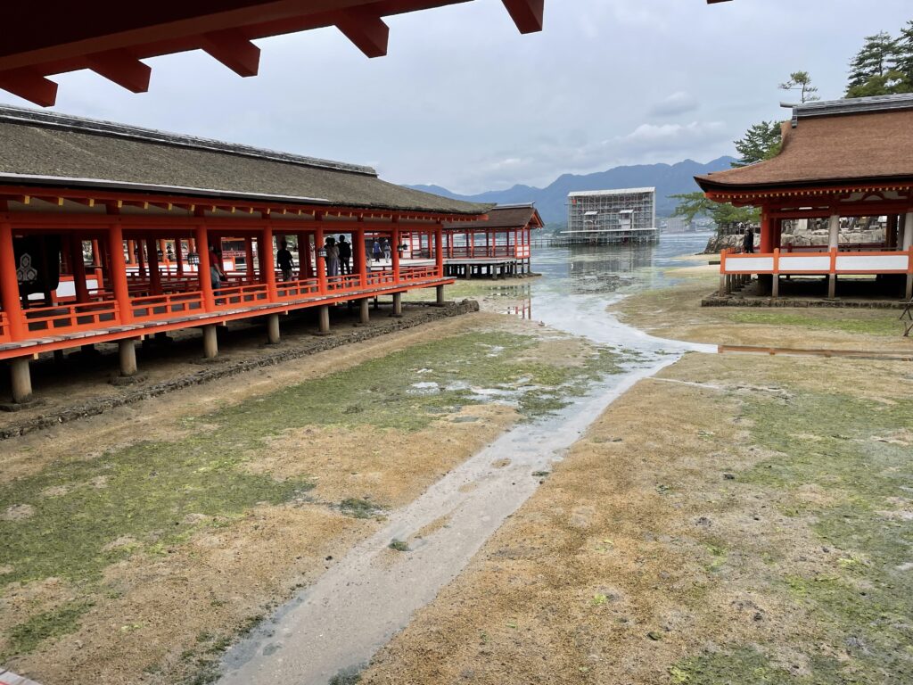 厳島神社